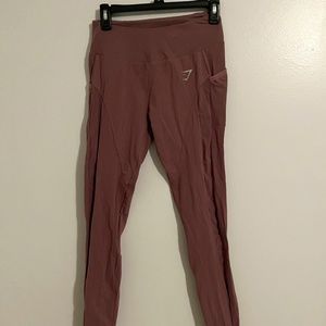 Gym shark leggings